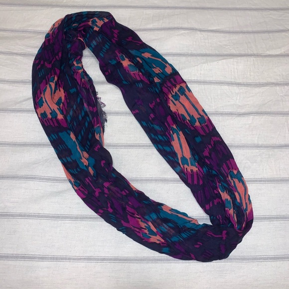 American Eagle Infinity Scarf